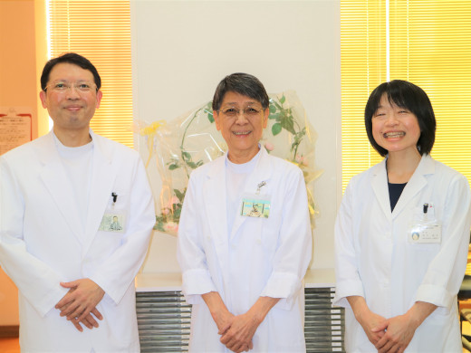 丸山リハビリテーション診療所医師3人（2023年1月撮影）