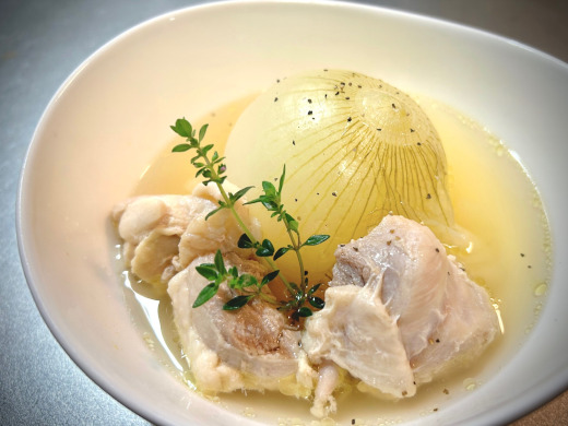  新玉ねぎまるごとスープ 